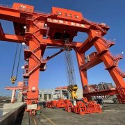 靖起制造自動(dòng)化控制水電站門(mén)式起重機