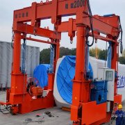 靖起制造公鐵路聯(lián)運可用液壓門(mén)式起重機