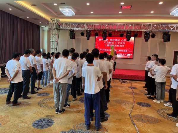 靖起廠(chǎng)家開(kāi)展活動(dòng)，增強團隊合作意識！