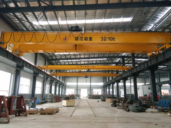 購買(mǎi)行車(chē)，我是選單梁還是雙梁起重機好呢？